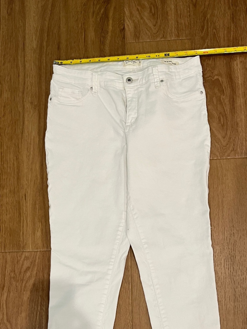 Jessica Simpson white skinny jeans size 31